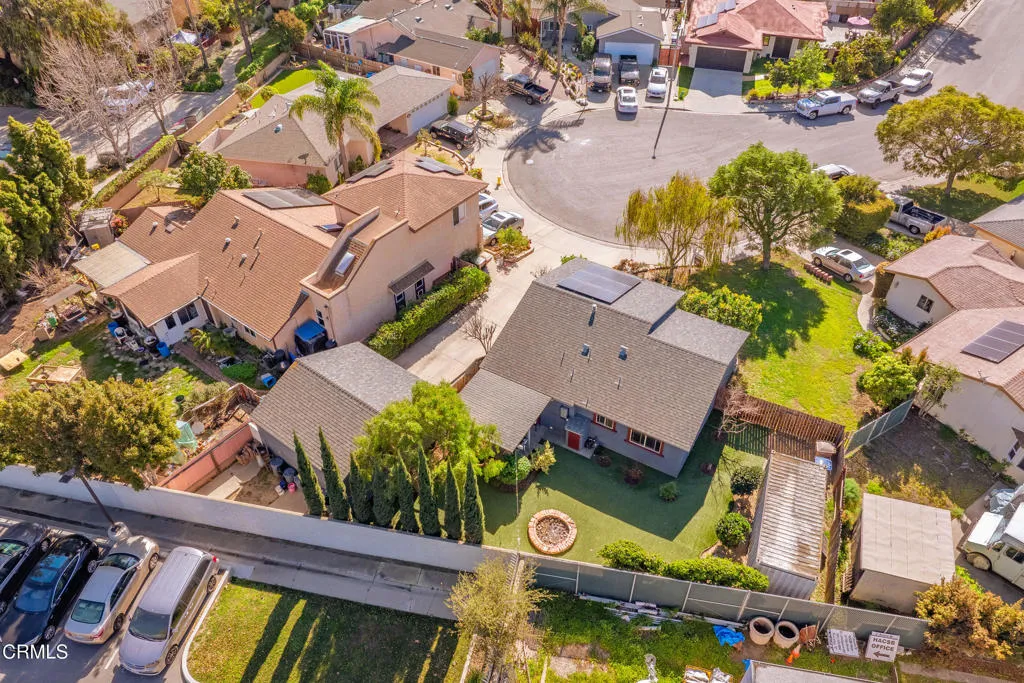 885 Riverside Street, Ventura, California 93001 home-pic-32