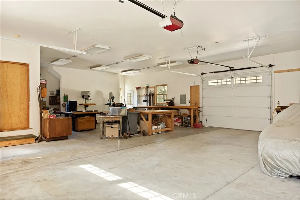 85 Park Drive, Running Springs, California 92382 home-pic-35