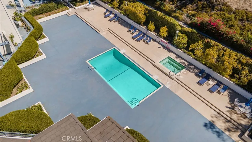 Community Pool and Spa
