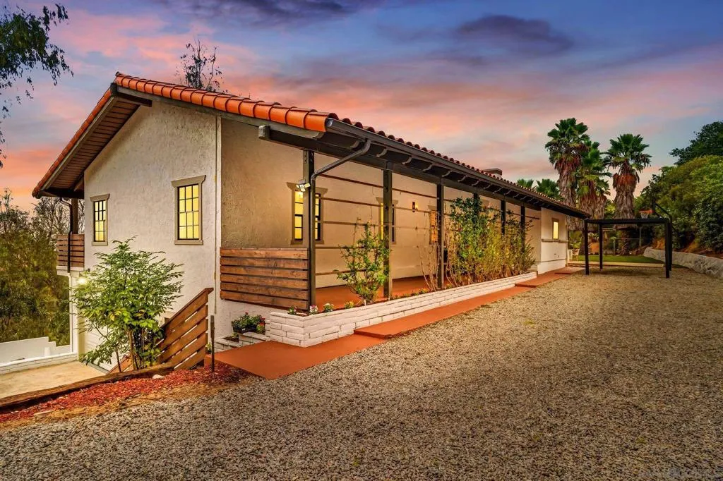 , La Mesa, California 91941 home-pic-0