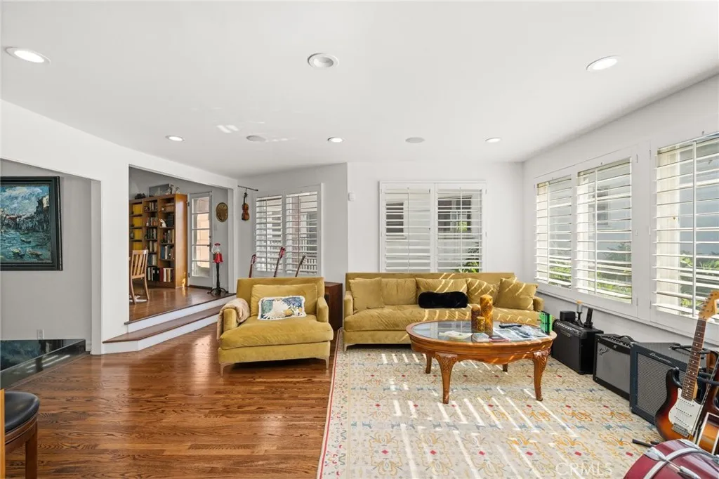 2775 Motor Avenue, Los Angeles, California 90064 home-pic-10