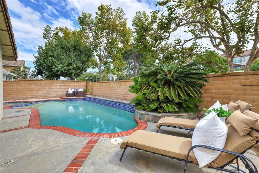 26192 Golada, Mission Viejo, California 92692 home-pic-22