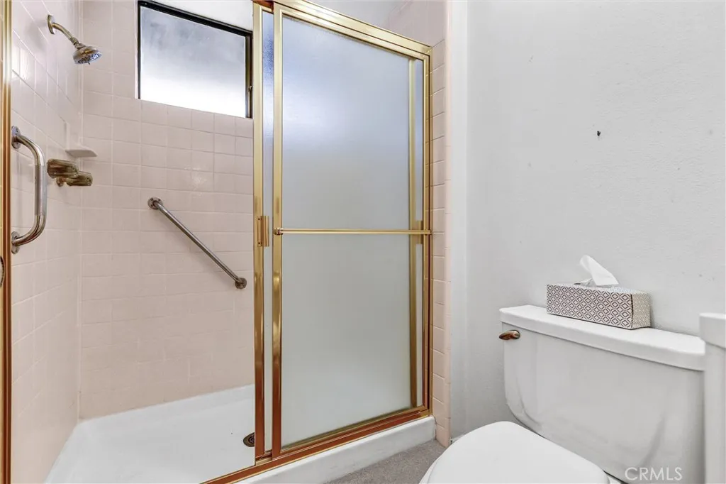 21821 Burbank 145, Woodland Hills, California 91367 home-pic-19