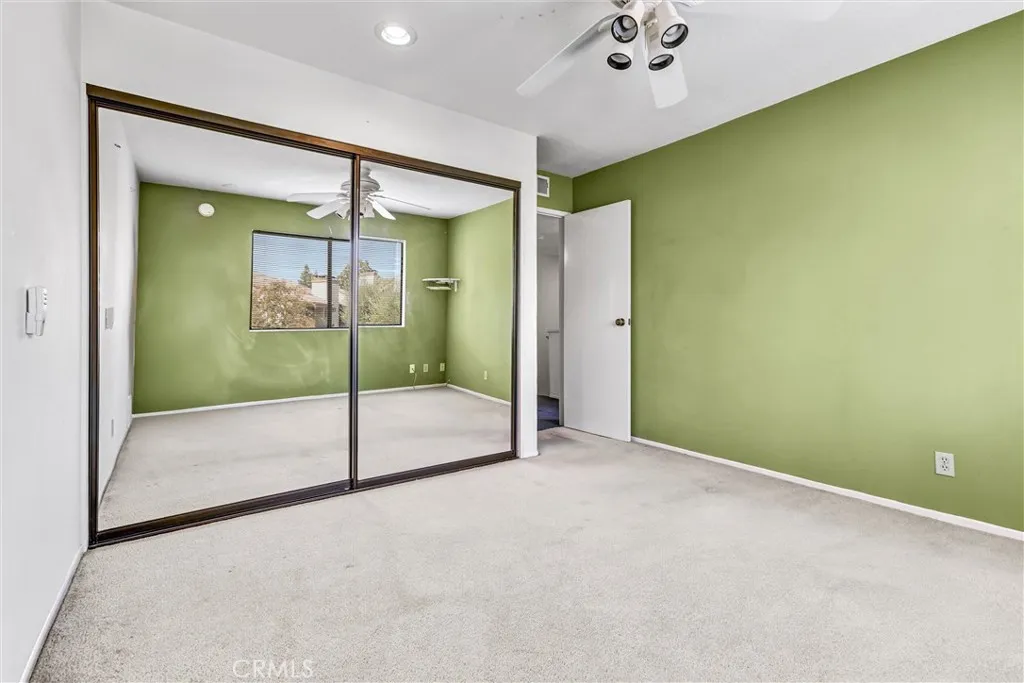 21821 Burbank 145, Woodland Hills, California 91367 home-pic-22