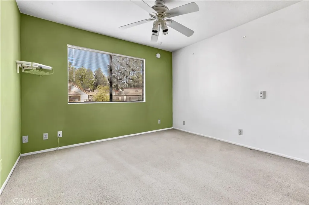21821 Burbank 145, Woodland Hills, California 91367 home-pic-21