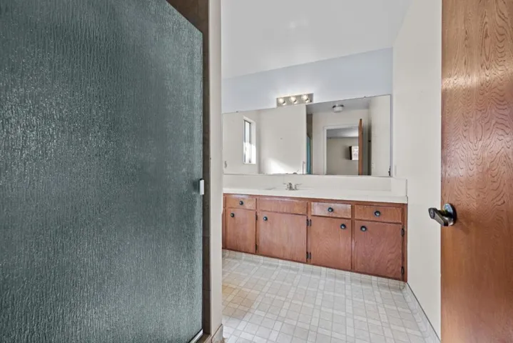 1050 Juniper Drive, Hollister, California 95023