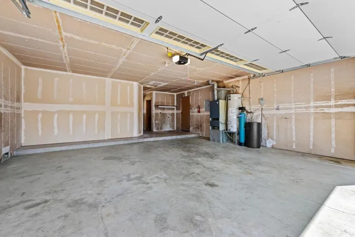1050 Juniper Drive, Hollister, California 95023