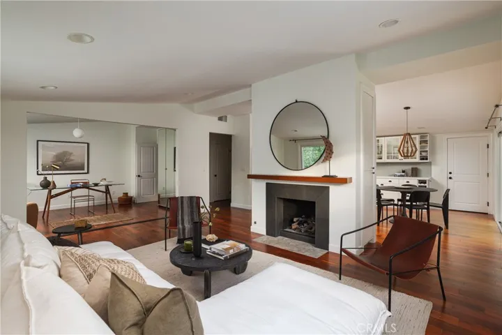 3133 Bermuda Dr, Costa Mesa, California 92626