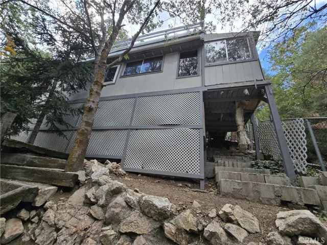 1207 Aleutian, Lake Arrowhead, California 92352
