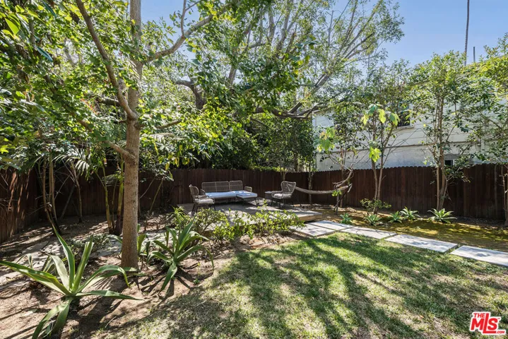 1310 Mccollum Street, Los Angeles, California 90026