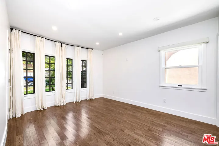 1310 Mccollum Street, Los Angeles, California 90026