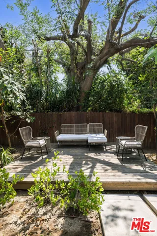 1310 Mccollum Street, Los Angeles, California 90026