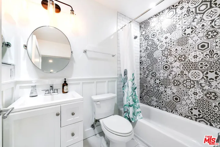 1310 Mccollum Street, Los Angeles, California 90026