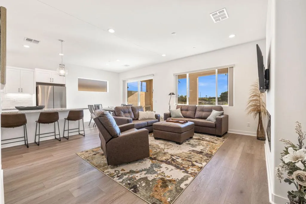 44-web-or-mls-2H8A4867 44-web-or-mls-2H8A4867