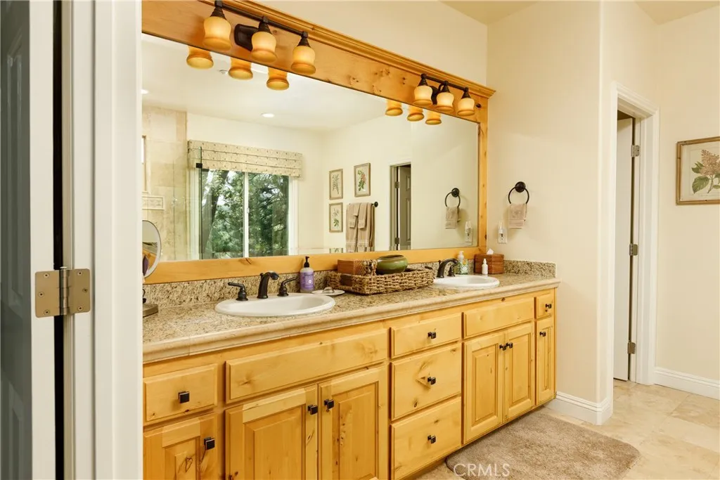 929 Lucerne Lane, Lake Arrowhead, California 92352 home-pic-14