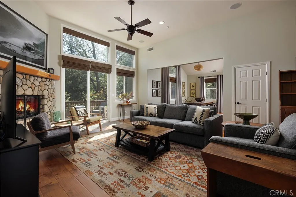 929 Lucerne Lane, Lake Arrowhead, California 92352 home-pic-7