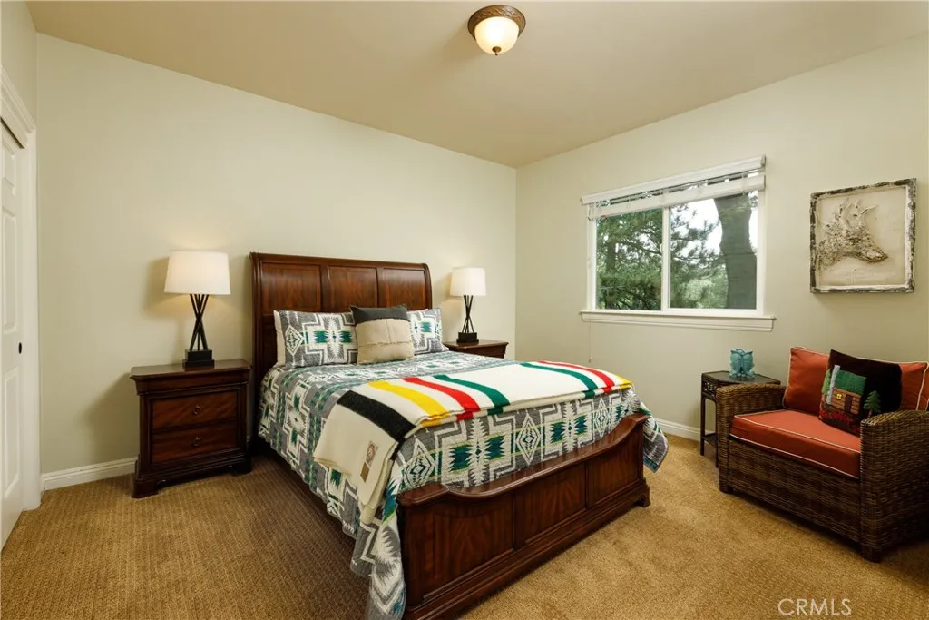 929 Lucerne Lane, Lake Arrowhead, California 92352 home-pic-24