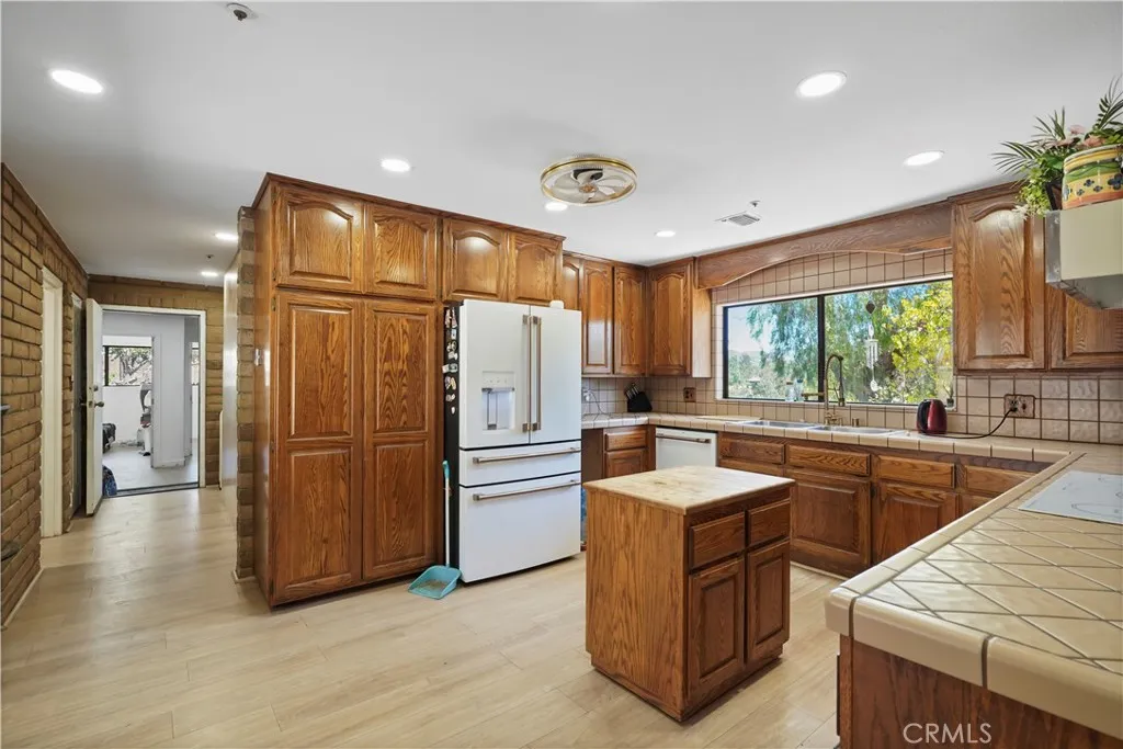 34335 Agua Dulce Canyon Road, Agua Dulce, California 91390 home-pic-27