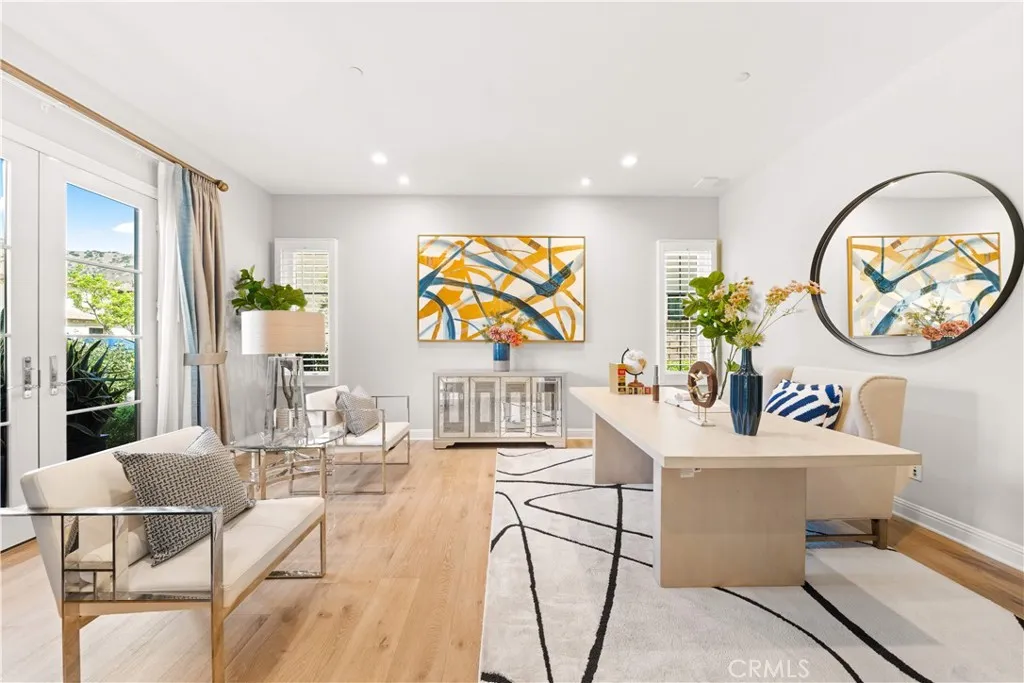 212 Clear Falls, Irvine, California 92602 home-pic-5