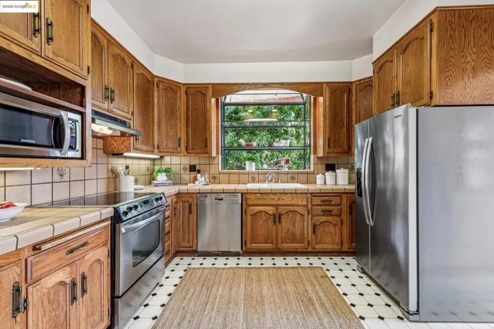 962 Arlington Ave, Berkeley, California 94707