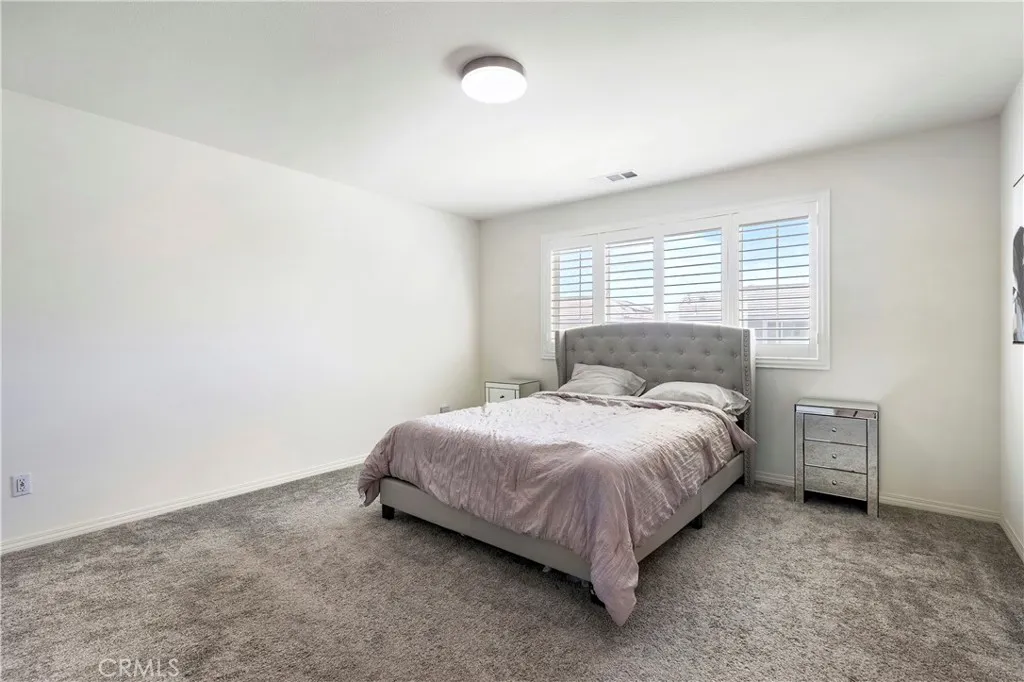 27545 Cloudy Peak Way, Menifee, California 92584 home-pic-15