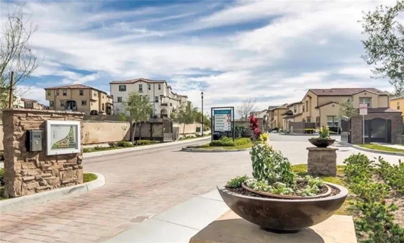 1281 Viejo Hills Drive, Lake Forest, California 92610