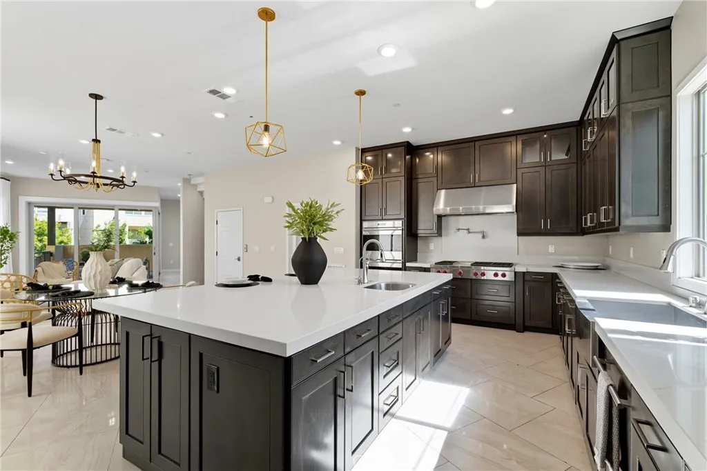 186 Stellar, Irvine, California 92618 home-pic-2