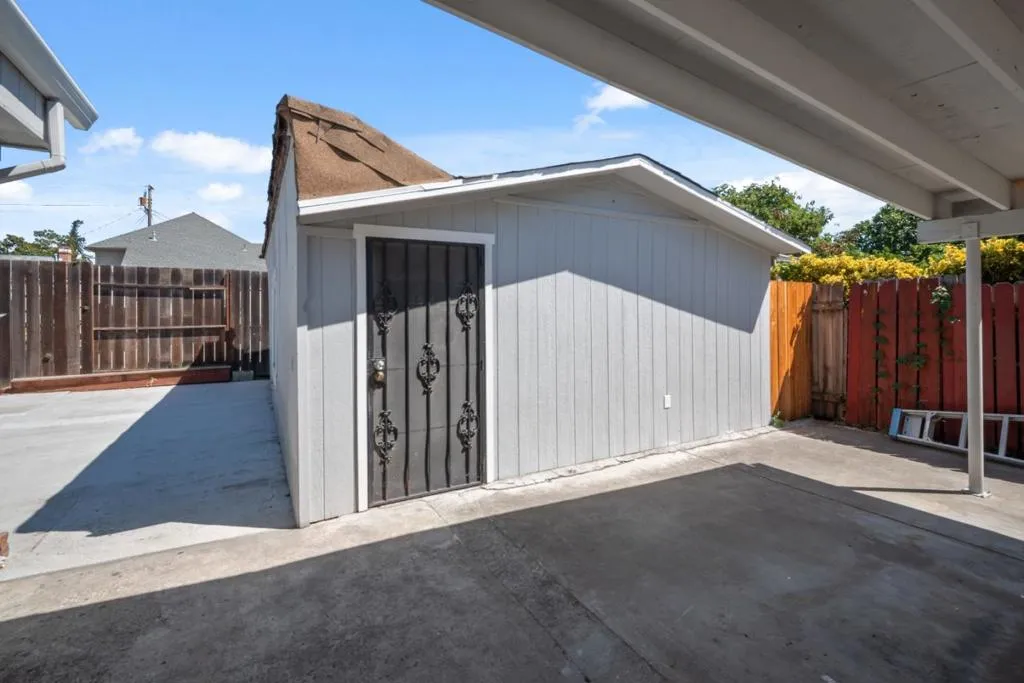 334 N 15th Street, San Jose, California 95112 home-pic-28