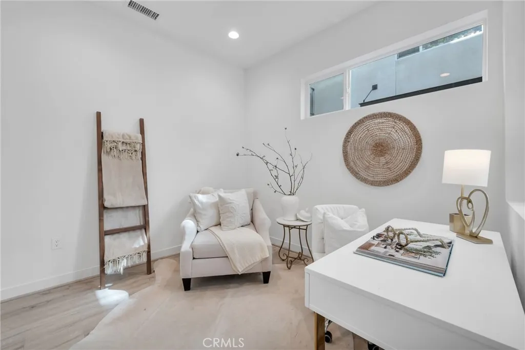 314 Bridgewater Way 2, Gardena, California 90247 home-pic-43