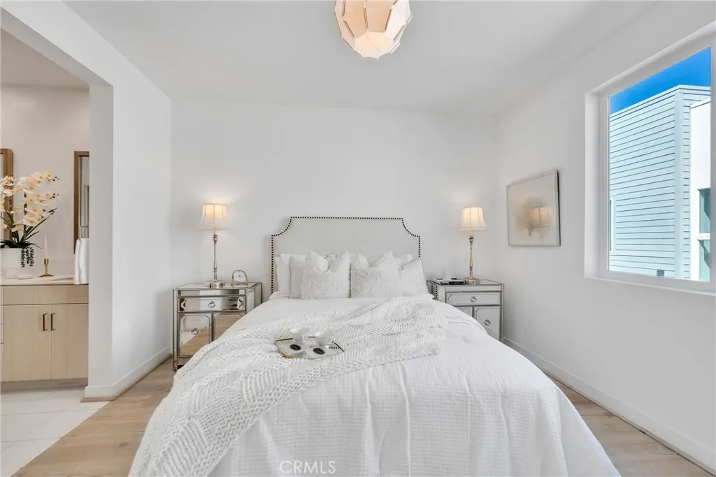 314 Bridgewater Way 2, Gardena, California 90247 home-pic-25