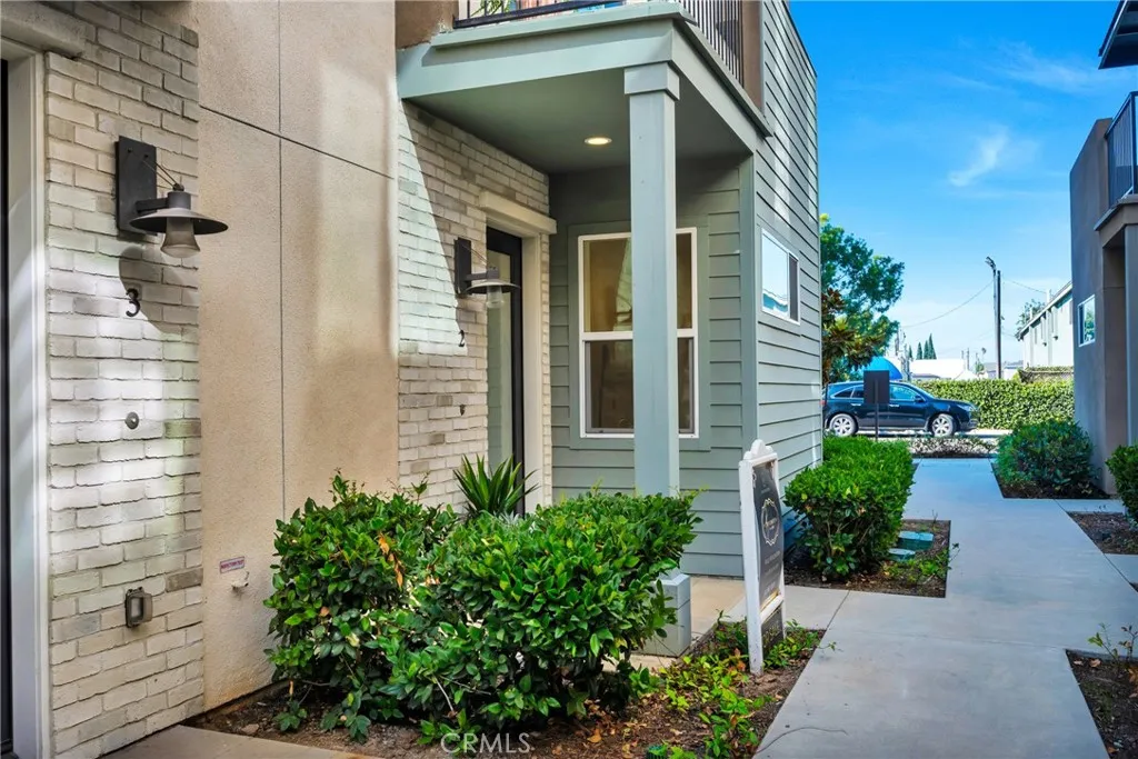 314 Bridgewater Way 2, Gardena, California 90247 home-pic-55