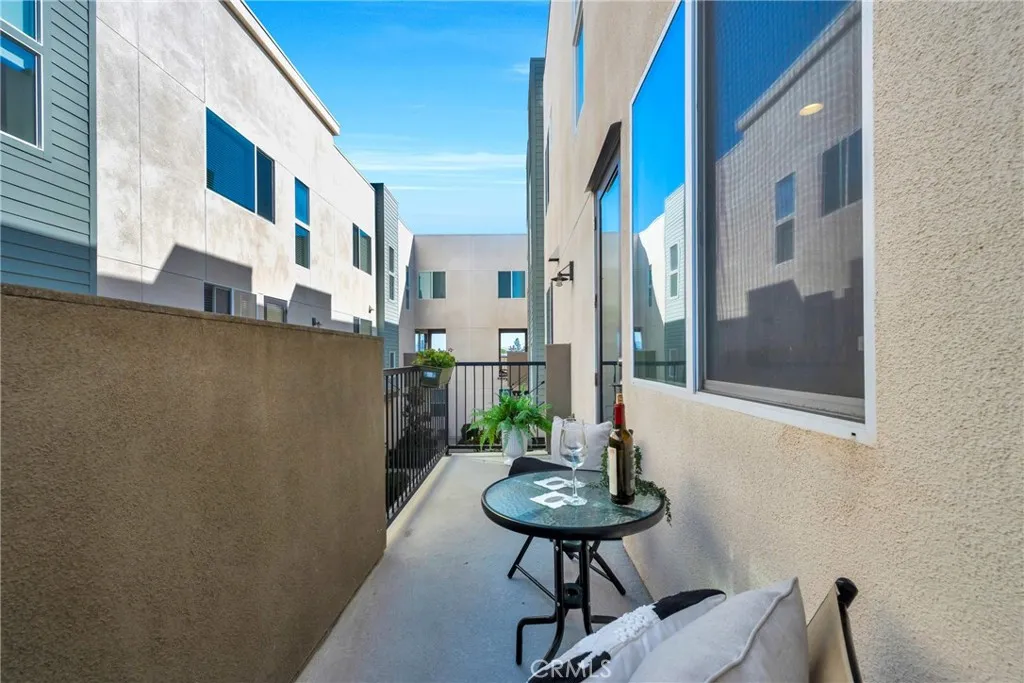 314 Bridgewater Way 2, Gardena, California 90247 home-pic-57