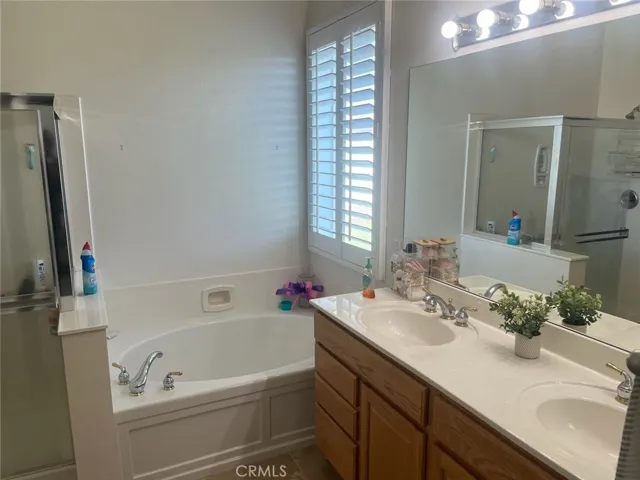 1744 Forest Oaks Drive S, Beaumont, California 92223