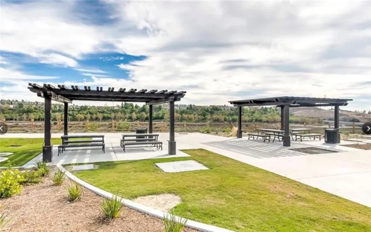 406 Coyote Pass, Lake Forest, California 92610