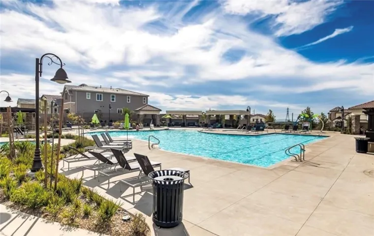 406 Coyote Pass, Lake Forest, California 92610