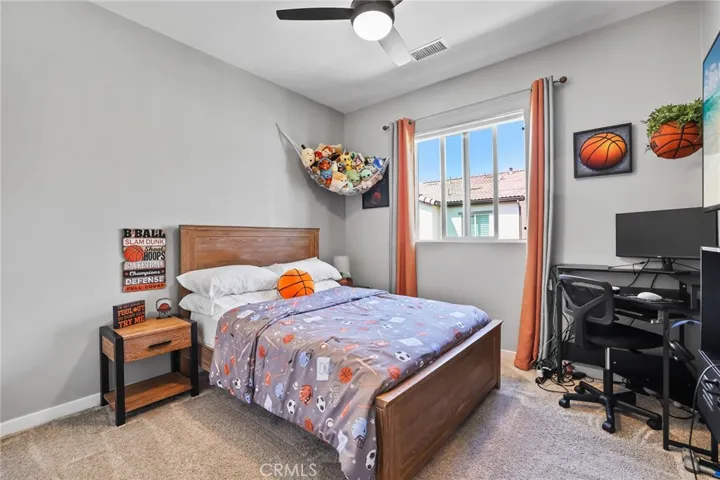 406 Coyote Pass, Lake Forest, California 92610