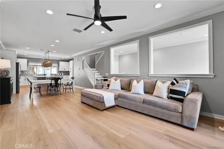 406 Coyote Pass, Lake Forest, California 92610
