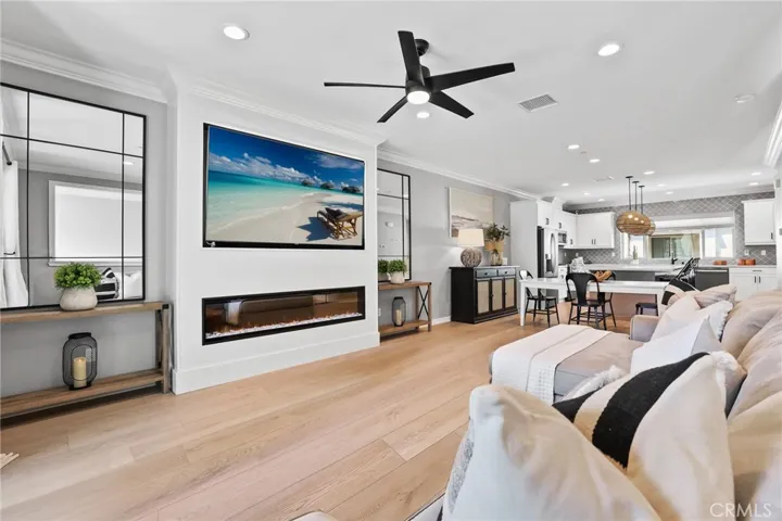 406 Coyote Pass, Lake Forest, California 92610