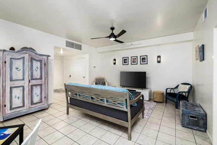 15-web-or-mls-LB_Caballeros_OPMG_0125_01