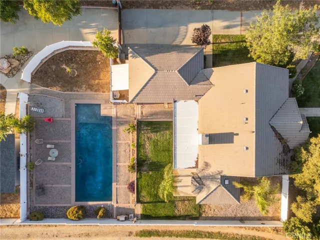 10185 Nancy Avenue, Cherry Valley, California 92223