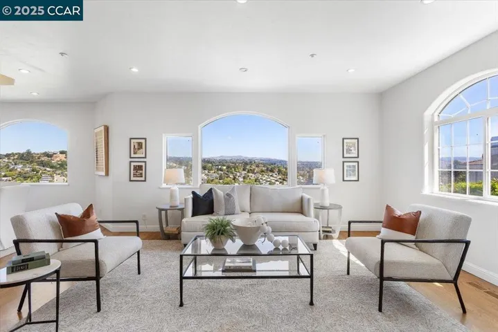 2876 Eugene Ter, Castro Valley, California 94546