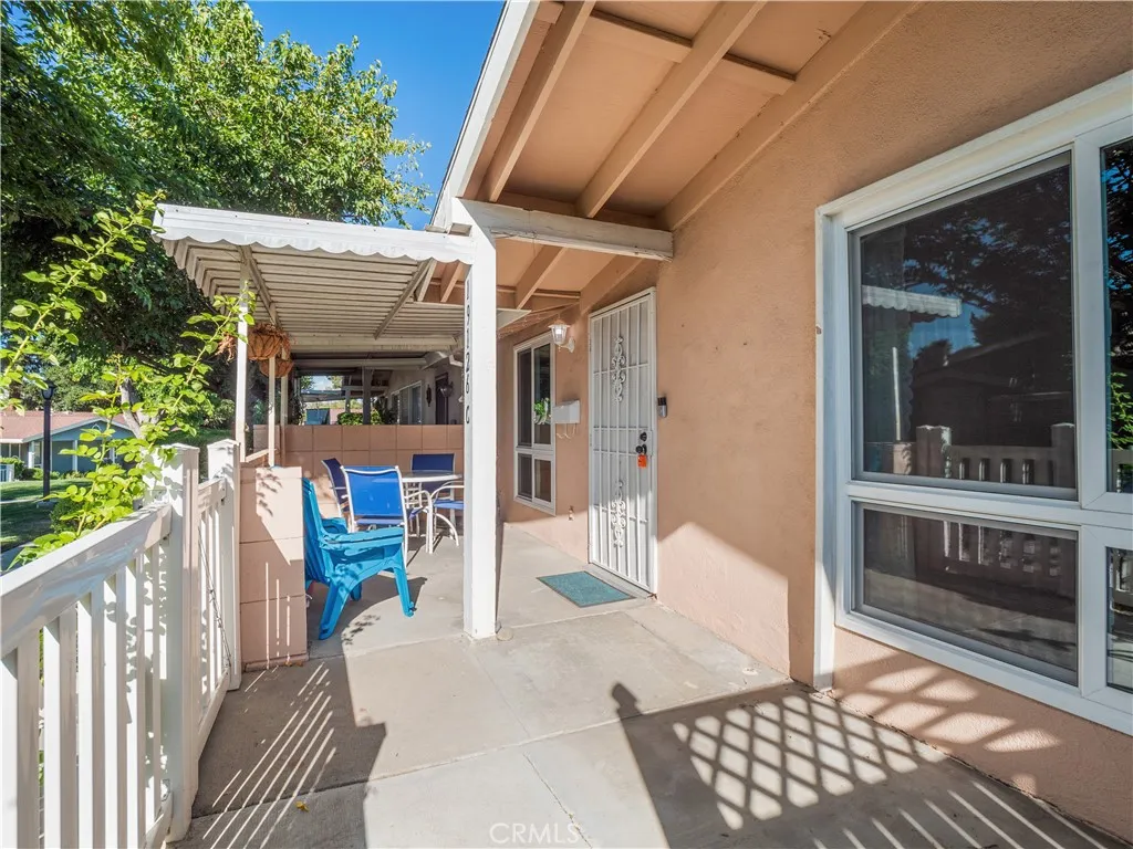 19126 Avenue Of The Oaks C, Newhall, California 91321 home-pic-17