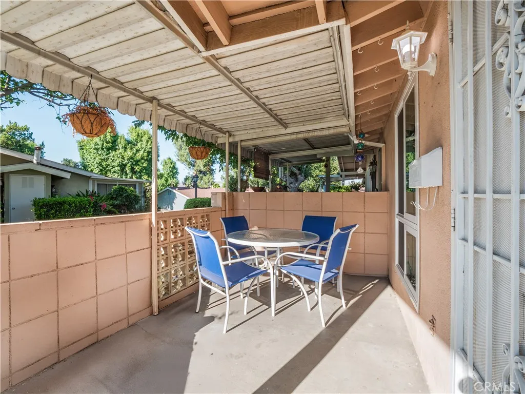 19126 Avenue Of The Oaks C, Newhall, California 91321 home-pic-15