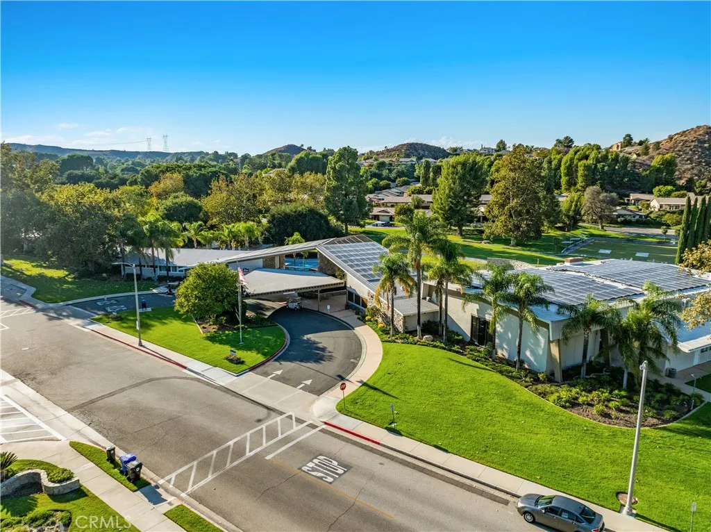 19126 Avenue Of The Oaks C, Newhall, California 91321 home-pic-31
