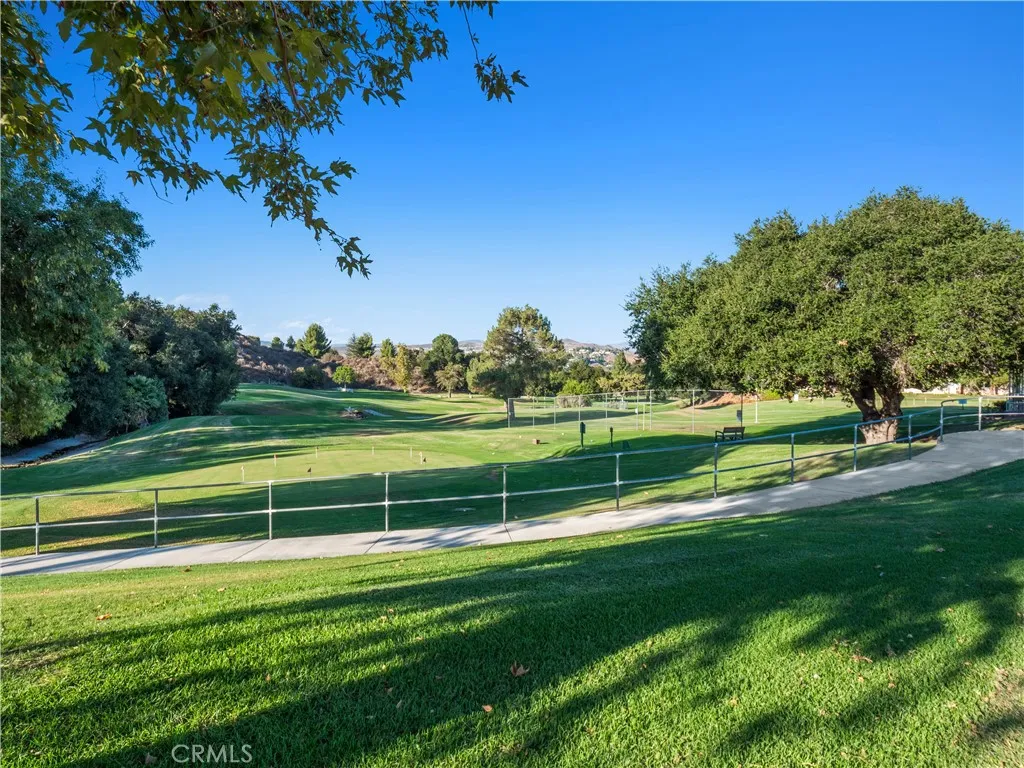 19126 Avenue Of The Oaks C, Newhall, California 91321 home-pic-20