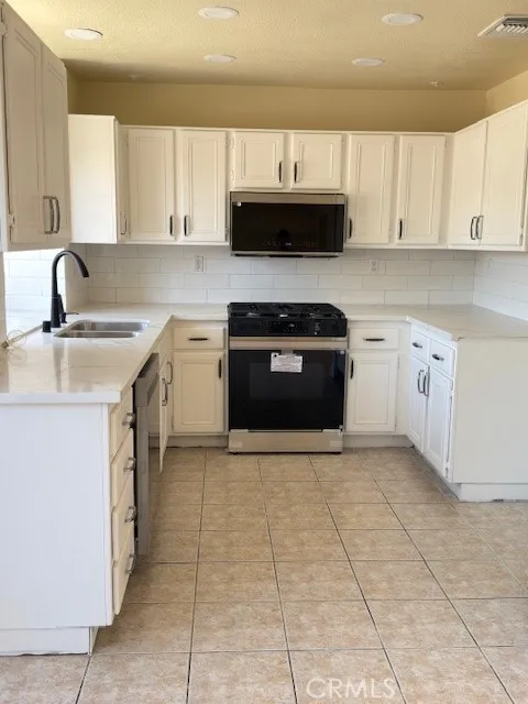 4444 Merle St, Montclair, California 91763 home-pic-13