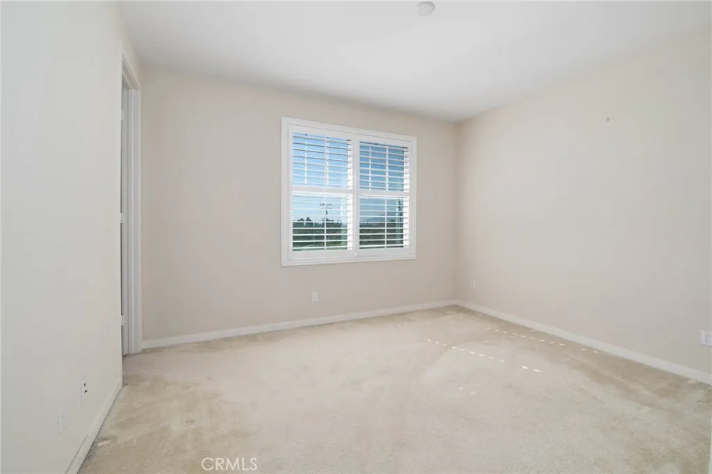 717 S Azusa Avenue C, Azusa, California 91702 home-pic-18