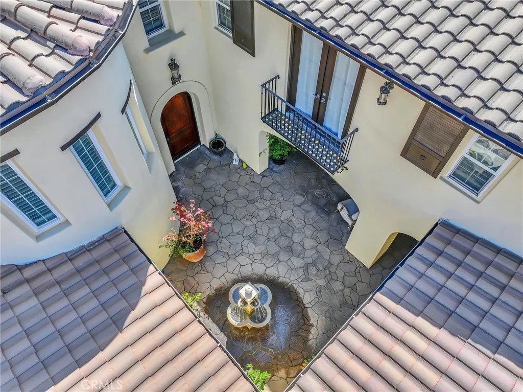 510 E. Viewcrest, Azusa, California 91702 home-pic-3