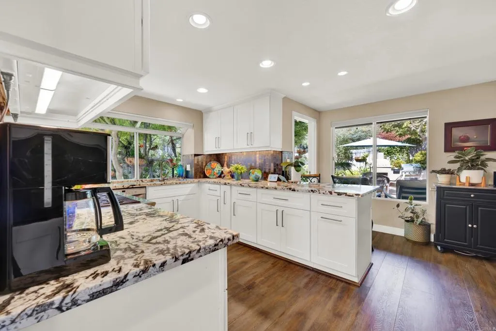 5071 Nighthawk Way, Oceanside, California 92056 home-pic-18