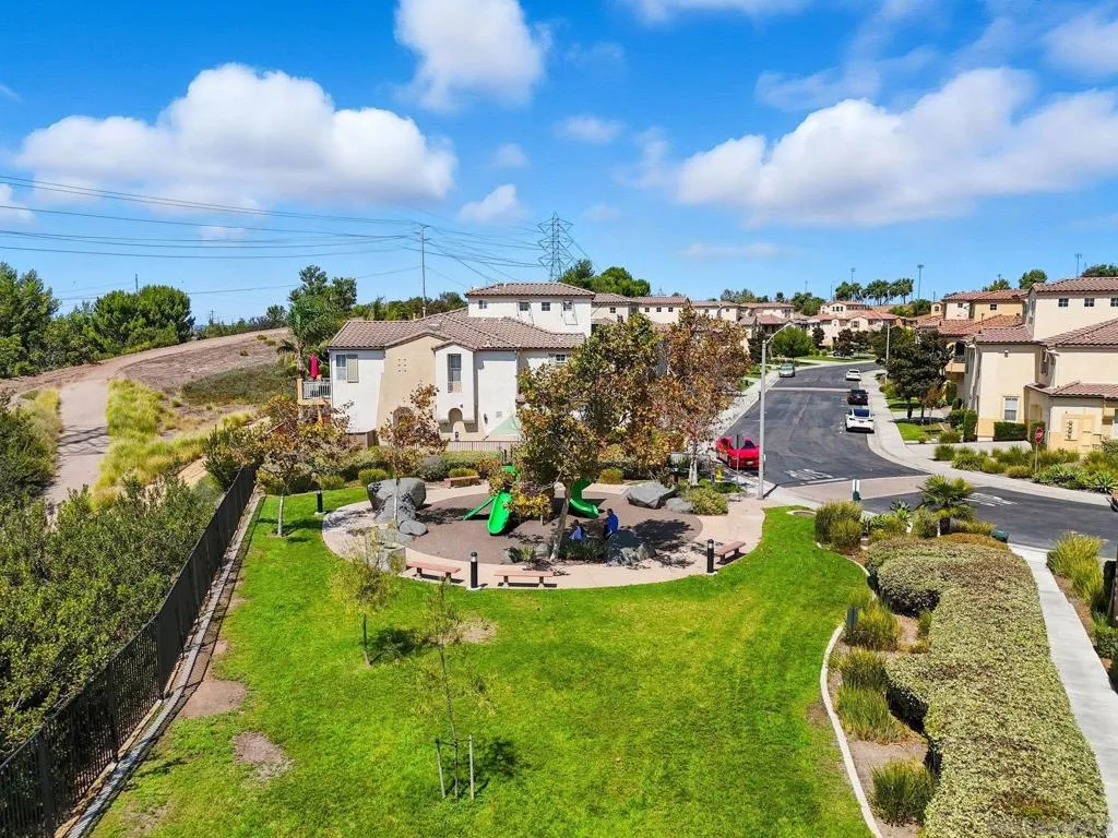 380 Callesita Mariola, Chula Vista, California 91914 home-pic-30